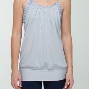 Lululemon no limits tank